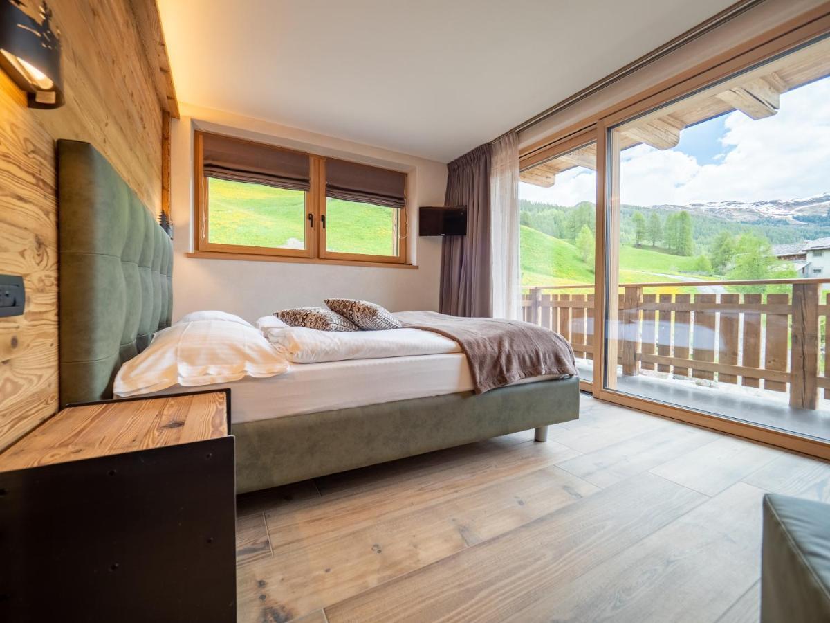 Deschana Apartment